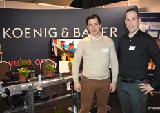 De mannen van Koenig & Bauer, Ashley Present en Frank Valkenburg, stonden dit jaar op de beurs om hun verschillende codeer- en etiketteermogelijkheden extra onder de aandacht te brengen.